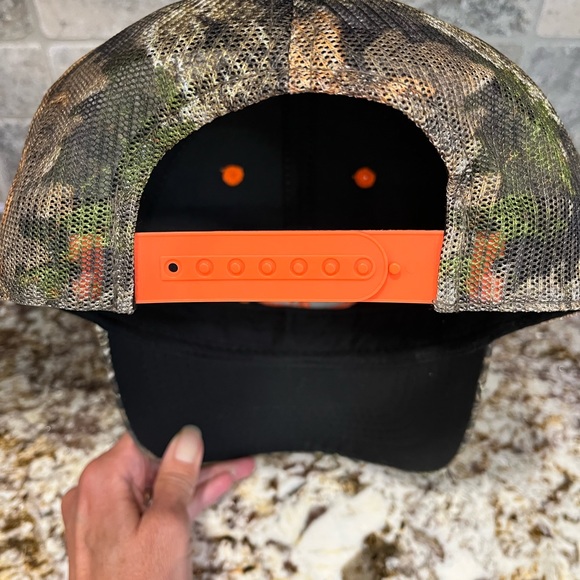 SnapBack 🧢 - Picture 2 of 2